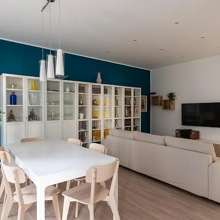 Youhosty - Savona 94 Blu Apartmán *